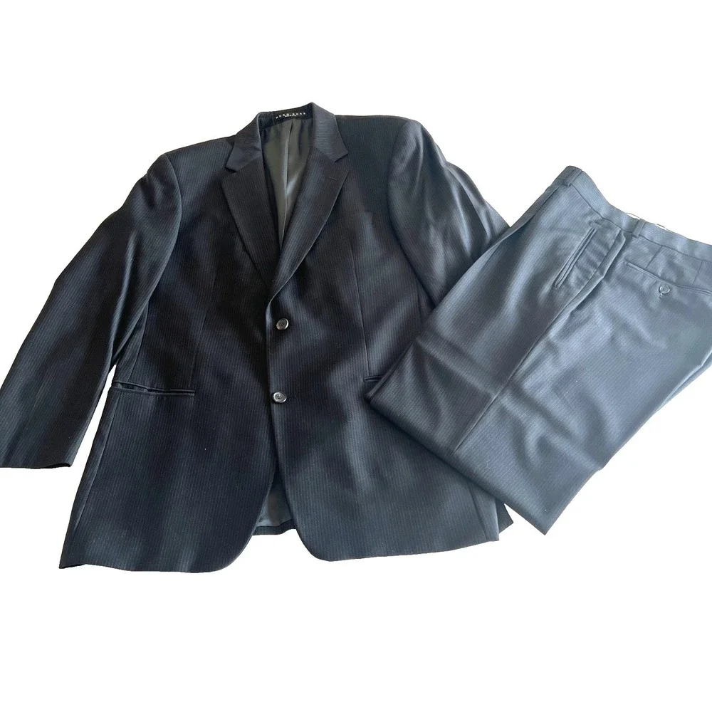 Hugo Boss Men's2-Pc‎ Suit Size 42R Wool Black Pinstripe Galilei|Sigma Style USA